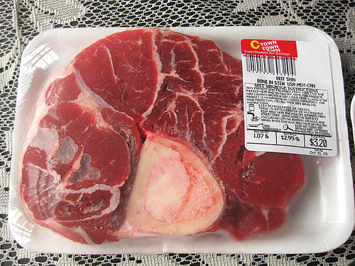 Raw beef shin picture